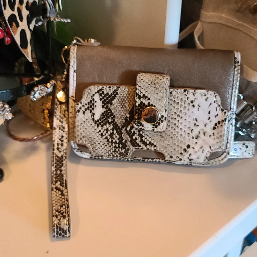 5/28 WALLET